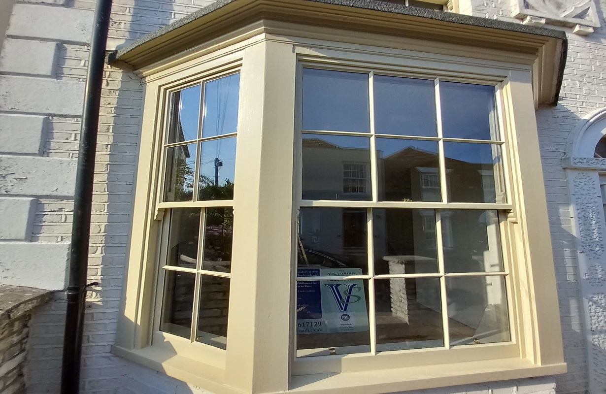 Home sash window